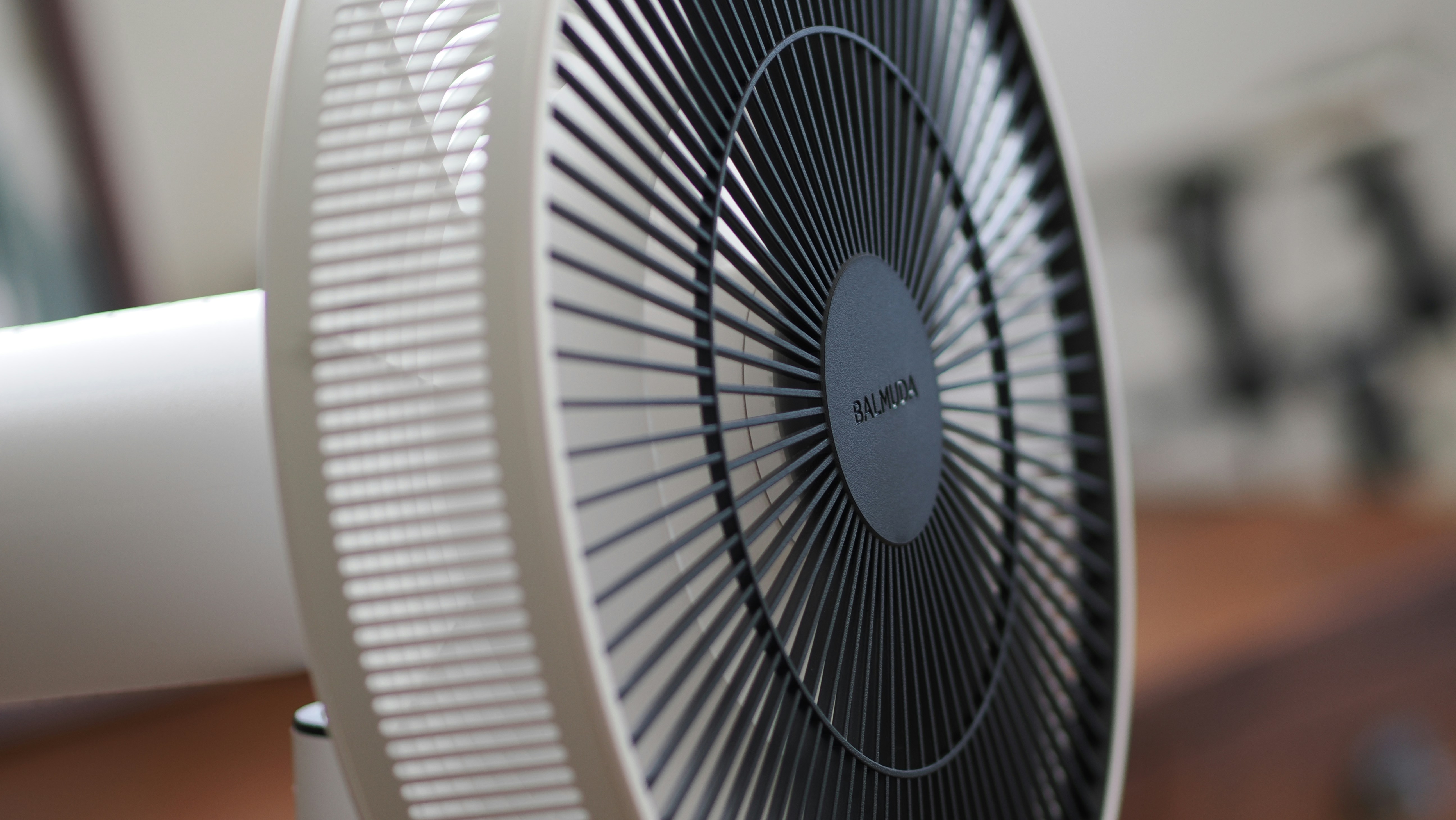 Ceiling fan in a naturally ventilated room